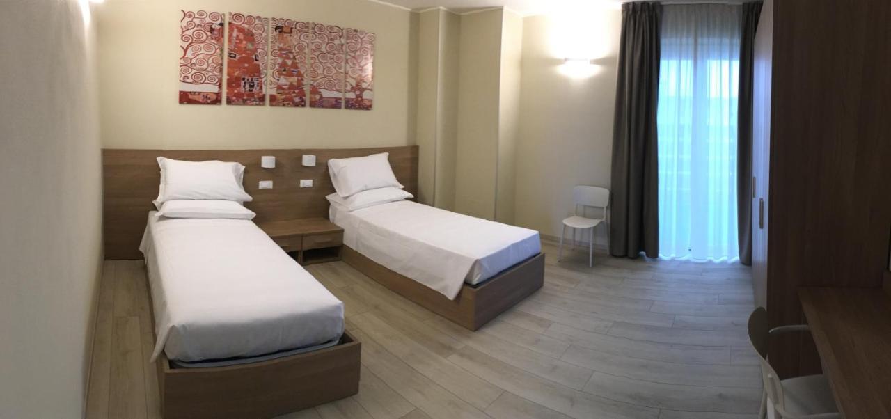 Terrazza Rooms Castrezatto 外观 照片